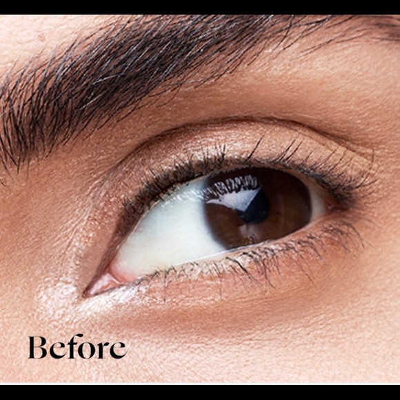 Makeup - Picture 3 of 6